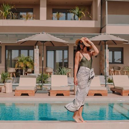 Marble Luxury Suites Karteros Eksteriør bilde