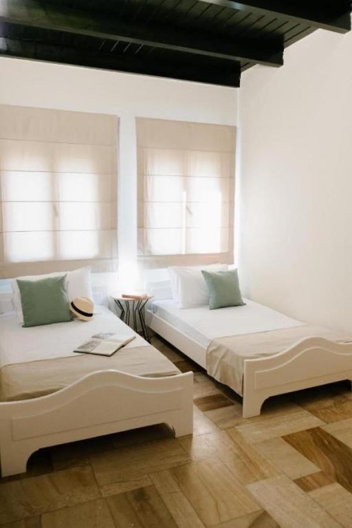 Marble Luxury Suites Karteros Eksteriør bilde