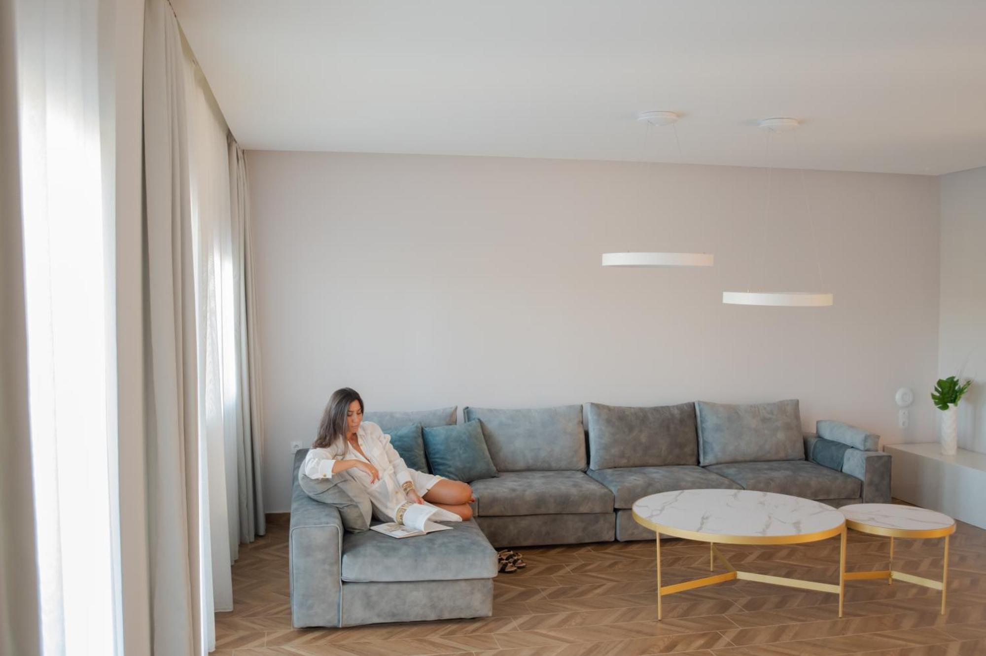 Marble Luxury Suites Karteros Eksteriør bilde