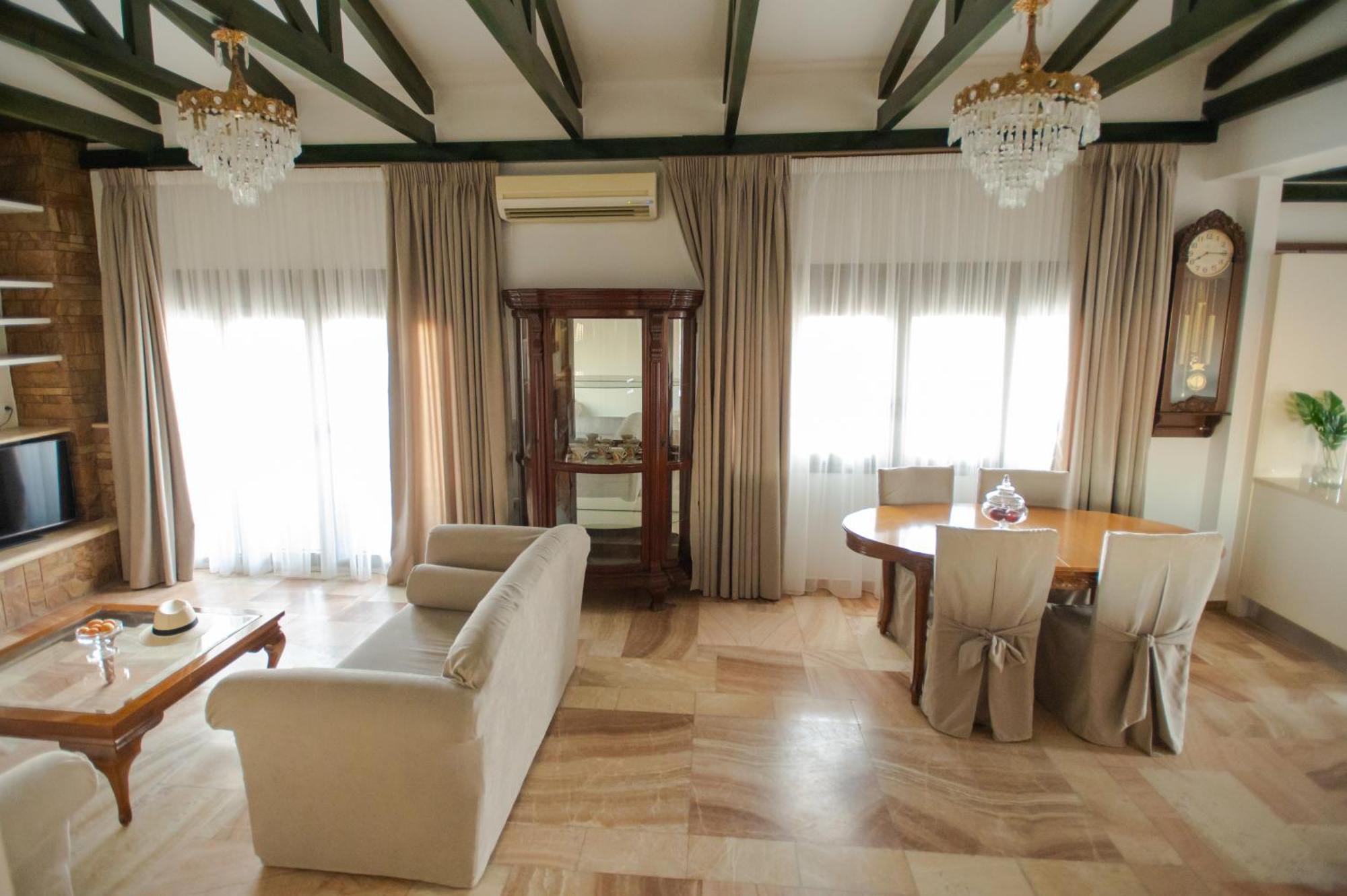 Marble Luxury Suites Karteros Eksteriør bilde