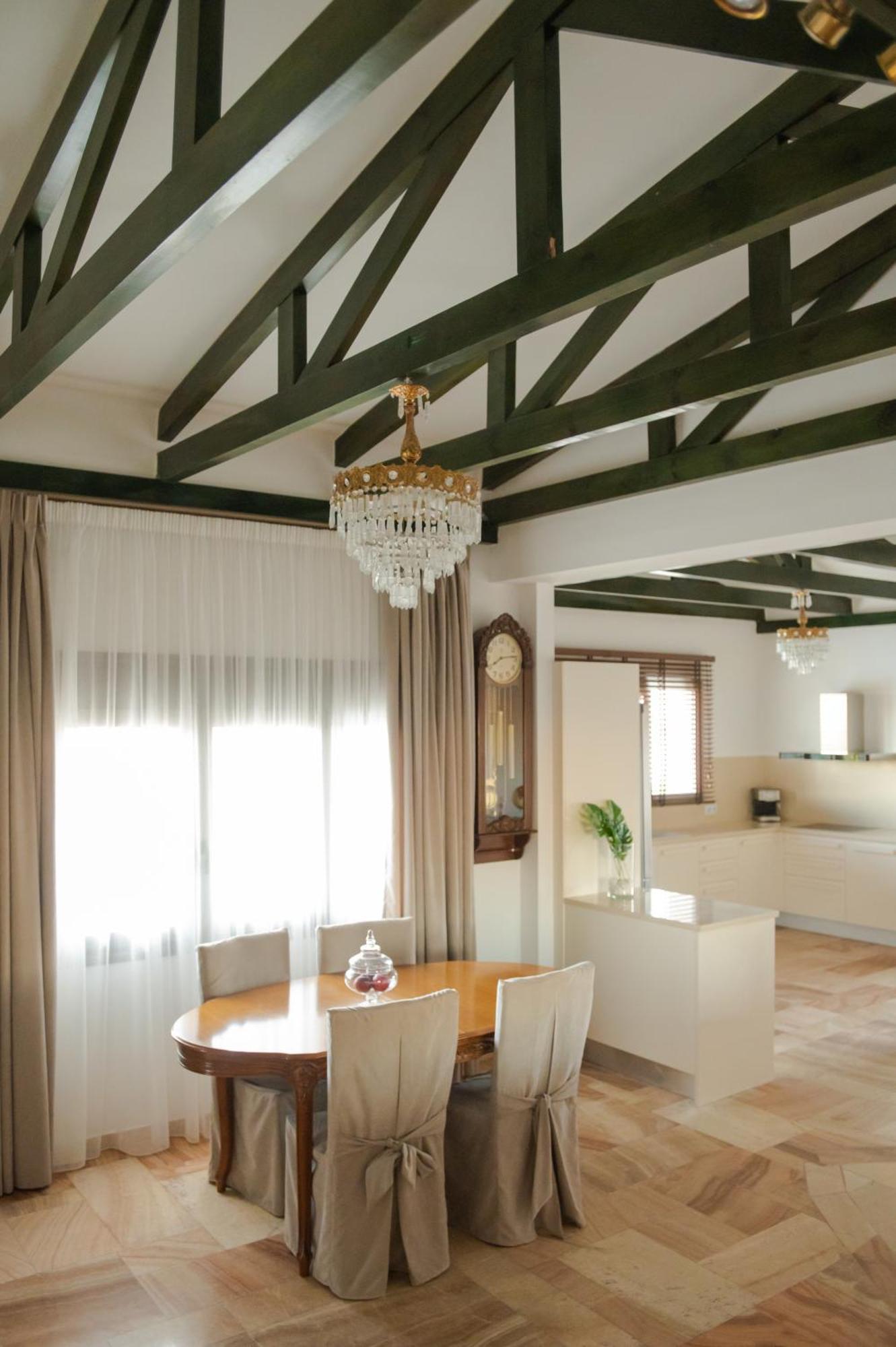 Marble Luxury Suites Karteros Eksteriør bilde